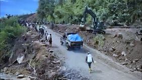 Setelah terdampak bencana pada akhir November lalu, Jalan Simpang KKA yang merupakan titik penting di Aceh sudah sepenuhnya pulih sejak beberapa hari lalu. Jalan ini menghubungkan Aceh Utara-Bener Meriah.