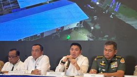 Sekretaris Kabinet Teddy Indra Wijaya memaparkan capaian pemulihan pemerintah selama satu bulan pascabencana banjir dan longsor yang melanda Provinsi Aceh, Sumatera Utara, dan Sumatera Barat.