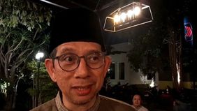 Pemerintah menerbitkan Surat Edaran Direktur Jenderal Kekayaan Intelektual Kementerian Hukum Nomor HKI-92.KI.01.04 Tahun 2025 mengenai kewajiban pembayaran royalti lagu dan/atau musik di ruang publik komersial.