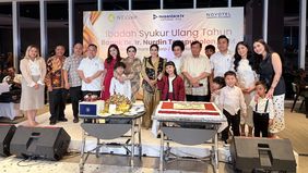 Perayaan ulang tahun ke-71 Presiden Komisaris NT Corp, Dr. Ir. Nurdin Tampubolon, M.M., berlangsung hangat dan penuh rasa syukur. Acara tersebut digelar secara sederhana tanpa perencanaan khusus, namun justru meninggalkan kesan mendalam bagi keluarga