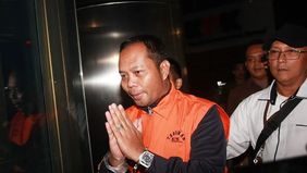 Komisi Pemberantasan Korupsi (KPK) mendalami dugaan pemerasan yang melibatkan tiga jaksa Kejaksaan Negeri (Kejari) Hulu Sungai Utara (HSU), Kalimantan Selatan, dengan memeriksa 15 orang saksi pada Senin, 29 Desember 2025 dan Selasa, 30 Desember 2025.