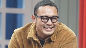 Gilang Dirga ikut kritik usulan Menteri PPPA soal usulan gerbong perempuan dipindah ke tengah dan diganti gerbong laki-laki.