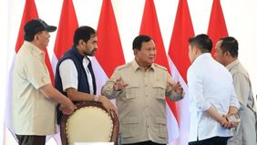Presiden Prabowo Subianto memberikan persetujuan atas pembentukan Satuan Tugas (Satgas) Kuala yang diusulkan Menteri Pertahanan Sjafrie Sjamsoeddin. Satgas tersebut difokuskan pada upaya pengerukan sungai-sungai yang mengalami pendangkalan akibat end