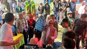 Di tengah keterbatasan hidup di pengungsian pascabencana banjir bandang dan tanah longsor, secercah harapan hadir bagi anak-anak korban bencana di Kecamatan Sipirok, Kabupaten Tapanuli Selatan, Sumatera Utara.