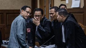 Penasihat hukum Nadiem Anwar Makarim, Dodi Abdulkadir, meminta majelis hakim Pengadilan Tindak Pidana Korupsi di Pengadilan Negeri Jakarta Pusat untuk mempertimbangkan pemberian status tahanan kota bagi kliennya, apabila perkara tetap berlanjut.