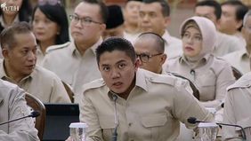 Sekretaris Kabinet (Seskab) Teddy Indra Wijaya membuka pelaksanaan retret Kabinet Merah Putih atau taklimat awal tahun yang digelar di kediaman pribadi Presiden Prabowo Subianto di Desa Bojongkoneng, Hambalang, Kabupaten Bogor, Jawa Barat, Selasa.