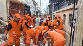 Ledakan akibat kebocoran tabung gas 12 kilogram terjadi di sebuah rumah tinggal berlantai dua di Jalan Jelambar III, Grogol Petamburan, Jakarta Barat, Rabu, 7 Januari 2026, pada pagi hari.