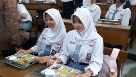 Badan Gizi Nasional (BGN) menegaskan akan menutup Satuan Pelayanan Pemenuhan Gizi (SPPG) atau dapur Program Makan Bergizi Gratis (MBG) yang tidak memenuhi standar operasional setelah diberikan tiga kali peringatan.