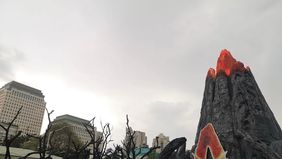 Badan Meteorologi, Klimatologi, dan Geofisika (BMKG) memprakirakan sejumlah wilayah di ibu kota akan berpotensi diguyur hujan pada Jumat, 9 Januari 2026, sebagaimana tercatat pada laman resmi BPBD Jakarta.