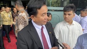 Menteri Koordinator Bidang Hukum, HAM, Imigrasi, dan Pemasyarakatan (Menko Kumham Imipas) Yusril Ihza Mahendra menegaskan bahwa mekanisme pemilihan kepala daerah, baik secara langsung oleh rakyat maupun melalui DPRD, sama-sama tidak bertentangan deng