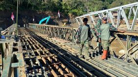 Sebanyak 11 jembatan bailey di Provinsi Aceh sudah rampung 100 persen. Dibantu personel dari Kodam Iskandar Muda (IM), sebelas jembatan ini telah menyambungkan kembali akses di wilayah Aceh yang terputus akibat bencana banjir bandang dan longsor.