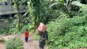 Ini dilakukan agar bantuan sampai ke tangan warga