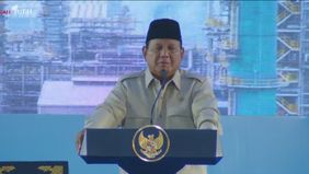 Prabowo Subianto tiba di Balikpapan, Kalimantan Timur, dalam rangka meresmikan megaproyek kilang terintegrasi Refinery Development Master Plan (RDMP) milik PT Pertamina.