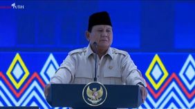 Prabowo Subianto melontarkan kritik tajam terhadap paradigma pembangunan neo-liberal dalam pidatonya saat meresmikan 166 Sekolah Rakyat di Banjarbaru, Kalimantan Selatan.