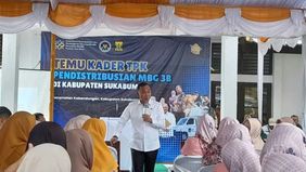 Menteri Kependudukan dan Pembangunan Keluarga (Mendukbangga)/Kepala BKKBN Wihaji menyatakan pihaknya terus melakukan pembinaan terhadap kader Tim Pendamping Keluarga (TPK) agar kejadian MBG menggunakan kantong plastik tak terulang.