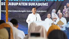 Menteri Kependudukan dan Pembangunan Keluarga/Kepala.BKKBN, Dr. Wihaji, S.Ag, M.Pd, terjun langsung melihat pendistribusian Makan Bergizi Gratis (MBG) bagi sasaran ibu hamil, ibu menyusui, balita non-PAUD (3B) di Kabupaten Sukabumi, Jawa Barat.