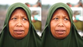 Perempuan paruh baya bernama Gimah, warga Desa Supiturang, Kecamatan Pronojiwo, Kabupaten Lumajang, Jawa Timur, menyuarakan keresahannya hidup di wilayah yang terus berada dalam bayang-bayang erupsi Gunung Semeru.