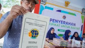 Sebuah video yang beredar di platform TikTok dengan foto profil menyerupai identitas Kementerian Agraria dan Tata Ruang/Badan Pertanahan Nasional (ATR/BPN) menarasikan adanya program pemutihan sertifikat tanah gratis.