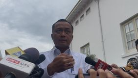 Menteri Sekretaris Negara Prasetyo Hadi mengungkapkan bahwa dialog Presiden Prabowo Subianto bersama para rektor dan guru besar di Istana Kepresidenan, Jakarta, Kamis pagi, dilaksanakan secara tertutup.