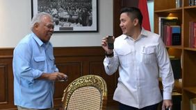 Sekretaris Kabinet Teddy Indra Wijaya menerima kunjungan Kepala Otorita Ibu Kota Nusantara (OIKN) Basuki Hadimuljono di Kantor Sekretariat Kabinet RI