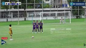 Tri Brata Rafflesia unggul tipis 1-0 atas lawannya PSGC Ciamis pada babak pertama laga Grup B Liga Nusantara 2025/2026 yang disiarkan Nusantara TV dari Stadion Kota Barat, Solo, Jumat (16/1/2026).