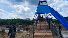 Akses di desa Lubuk Sidup di Kecamatan Sekerak, akan segera pulih dalam waktu dekat.