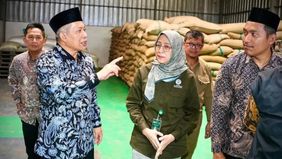 Menteri Koperasi Ferry Juliantono menginstruksikan Lembaga Pengelola Dana Bergulir (LPDB) untuk mempercepat pencairan pinjaman modal bagi Koperasi Produsen Gunung Luhur Berkah (GLB) di Subang, Jawa Barat, menyusul keberhasilan koperasi tersebut menca