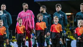 Kekalahan membuat Manchester City masih berada di posisi keempat klasemen sementara fase liga Liga Champions dengan 13 poin dari tujuh laga, belum aman untuk lolos otomatis ke babak 16 besar.