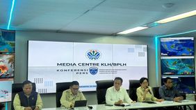 Kementerian Lingkungan Hidup (KLH) mulai melaksanakan langkah penegakan hukum lingkungan setelah keputusan pencabutan izin terhadap 28 perusahaan yang dinilai berkontribusi pada terjadinya bencana hidrometeorologi di sejumlah wilayah Sumatra