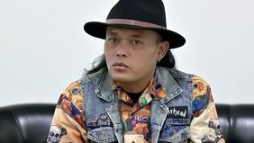 Sule tampak emosi saat mengetahui Teddy Pardiyana menggugat ahli waris dan menyeret nama Rizky Febian hingga Putri Delina.