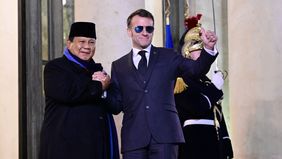 Suasana malam Paris terasa semakin khidmat ketika Presiden Republik Indonesia Prabowo Subianto tiba di Istana &Eacute;lys&eacute;e