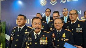 Menteri Imigrasi dan Pemasyarakatan (Menimipas) Agus Andrianto menginstruksikan seluruh jajarannya untuk mengantisipasi masuknya warga negara asing (WNA) yang menggunakan modus investasi, namun justru melakukan kegiatan bodong, tidak jelas, atau bahk