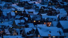 Ibu kota Greenland, Nuuk, dilanda pemadaman listrik besar-besaran pada Sabtu malam waktu setempat, di tengah meningkatnya ketegangan geopolitik setelah Presiden Amerika Serikat Donald Trump berulang kali melontarkan ancaman untuk merebut wilayah oton