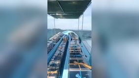 Distribusi Makan Bergizi Gratis (MBG) di wilayah Sentani Timur, Kabupaten Jayapura, Papua, dilakukan dengan cara tak biasa. Untuk menjangkau sekolah-sekolah di wilayah pesisir serta pulau-pulau kecil di Danau Sentani, Satuan Pelayanan Program Gizi.