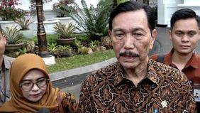 Ketua Dewan Ekonomi Nasional (DEN) Luhut Binsar Pandjaitan menyambangi kantor Menteri Koordinator Bidang Perekonomian Airlangga Hartarto untuk membahas kelanjutan pengembangan layanan digital pemerintah atau government technology (GovTech).