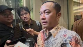 Menteri Sekretaris Negara (Mensesneg) Prasetyo Hadi memastikan pihak Istana telah menerima surat pengunduran diri dari tiga anggota Dewan Komisioner Otoritas Jasa Keuangan (OJK)