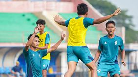 Di laga pertama, Persika Karanganyar akan berduel dengan Persiba Bantul. Pertandingan akan digelar di Stadion UNS, Solo dan disiarkan langsung oleh Nusantara TV mulai pukul 15.00 WIB.