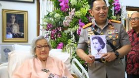 Markas Besar Kepolisian Republik Indonesia menyampaikan duka cita mendalam atas wafatnya Meriyati Roeslani Hoegeng, istri mantan Kepala Kepolisian Negara Republik Indonesia Jenderal (Purn) Hoegeng Iman Santoso, yang meninggal dunia pada usia 100 tahu
