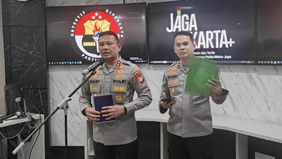 Polda Metro Jaya menjadwalkan pemanggilan terhadap komika Pandji Pragiwaksono terkait sejumlah laporan polisi yang ditujukan kepadanya. Klarifikasi tersebut direncanakan berlangsung pada Jumat, 6 Februari 2026.
