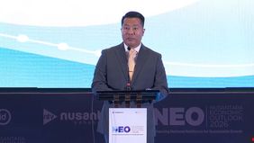 Direktur Nusantara TV, Randy Tampubolon, menegaskan bahwa ekonomi Indonesia berada pada jalur pertumbuhan yang stabil dan berkelanjutan di tengah ketidakpastian global. Hal tersebut disampaikannya dalam sambutan pembukaan Nusantara Economic Outlook (