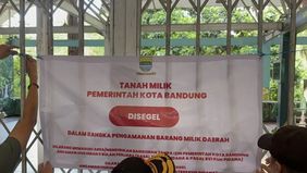 Yayasan Margasatwa Tamansari (YMT) menegaskan kepatuhannya terhadap kebijakan Pemerintah Kota Bandung terkait penyegelan Kebun Binatang Bandung (Bandung Zoo) sebagai bagian dari penataan aset daerah.