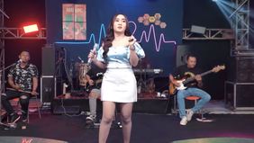 Diva Hani sukses membawakan single Pacarku Lima Langkah.