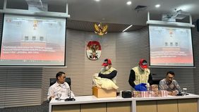Komisi Pemberantasan Korupsi (KPK) resmi menetapkan enam orang sebagai tersangka dalam perkara dugaan suap dan gratifikasi terkait importasi barang di lingkungan Direktorat Jenderal Bea dan Cukai Kementerian Keuangan. 