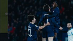 Dembele membuka keunggulan pada menit ke-12 sebelum menggandakan skor menjelang turun minum.