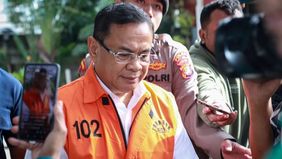 Komisi Pemberantasan Korupsi (KPK) memanggil Direktur Bisnis Koperasi Simpan Pinjam dan Pembiayaan Syariah (KSPPS) Artha Bahana Syariah, Muhamad Ichsan Azhari (MIA), sebagai saksi dalam kasus dugaan pemerasan yang melibatkan Bupati Pati nonaktif Sude