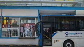 PT Transportasi Jakarta (Transjakarta) menyampaikan bahwa operasional bus pada Koridor 13 (CBD Ciledug&ndash;Tegal Mampang), Rute 13B (Puri Beta&ndash;Pancoran), serta Rute L13E (Puri Beta&ndash;Flyover Kuningan) mengalami keterlambatan perjalanan akibat kepadatan lal