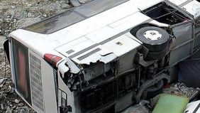 Sebanyak 30 orang dilaporkan meninggal dunia dalam kecelakaan lalu lintas berskala besar yang terjadi di Nigeria bagian utara. Informasi tersebut disampaikan media setempat pada Minggu, 8 Februari 2026, dengan mengutip keterangan dari otoritas setemp