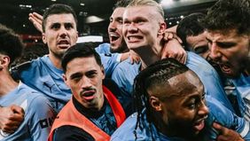 City yang tak ingin kehilangan poin tak menyerah. Mereka kemudian menyamakan kedudukan 10 menit berselang lewat Bernardo Silva. Kemenangan City disegel pada menit ke-90+3 melalui gol penalti Erling Haaland.