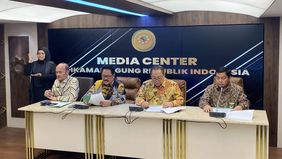 Ketua Mahkamah Agung (MA) Sunarto menyatakan keprihatinan mendalam atas keterlibatan hakim dan aparatur Pengadilan Negeri (PN) Depok dalam operasi tangkap tangan Komisi Pemberantasan Korupsi (KPK).