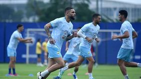 Sebuah unggahan di TikTok beredar dengan klaim bahwa mantan bek Paris Saint-Germain (PSG), Layvin Kurzawa, tengah menjalani proses naturalisasi untuk memperkuat tim nasional Indonesia.